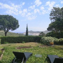 Cap de Creus : bungalow, jardin y vista al mar.、セルヴァ・デ・マルのホテル