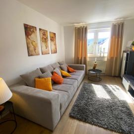 Schölerberg Apartment mit Tiefgaragenparkplatz und Kingsize-Bett