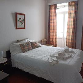 Rosário Guest House, hotel em Lajes