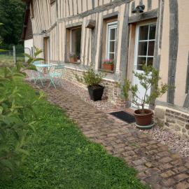 L'Escale, hotel a Cormeilles
