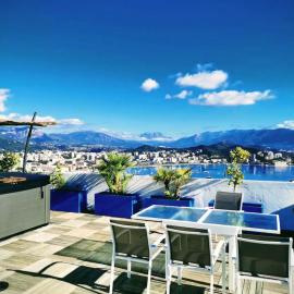 Penthouse panoramique avec Jacuzzi