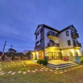 出門獺踏 Otter footprints B&B, hotel v destinaci Jinsha