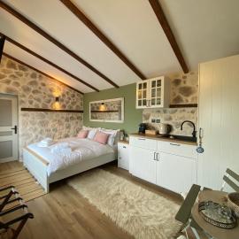 ToVouno, hotel v destinaci Plaka