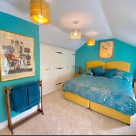 Traveller's Rest - Cosy cottage in heart of Wilton, hotel a Salisbury