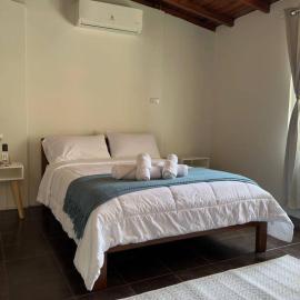 Alojamiento con Aire Acondicionado céntrico en Puyo, hotel Puyóban