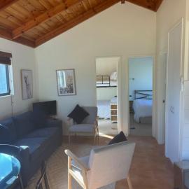 River foreshore Cabin, hotel in Bridgewater-on-Loddon