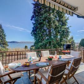 Blooming Villa Cos with Garden and Lake View