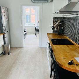 Lovely 1-bedroom condo in Aarhus C, hotel en Aarhus
