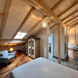 Haus am Berg, Apartment 954 Hm, 82493 Klais، فندق في كرون