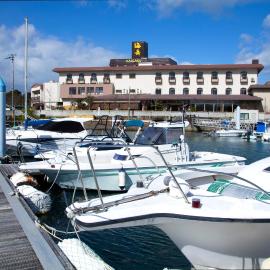 白浜・温泉リゾート海岳, hotel en Shirahama