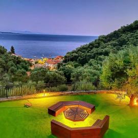 Silent Bay Apartments Nisaki, hotel a Katávolos