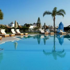 Socrates Hotel & Villas Malia Beach โรงแรมในมาเลีย