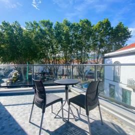 Village Square Coastal Apartment 2F