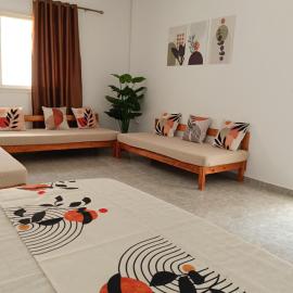 Sawsen Ghar el melh – hotel w mieście Ghār al Milḩ
