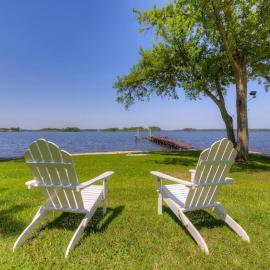 Modern Villa - Lake Views, hotel in Lake Murray Shores