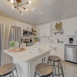 Funky River Caravan Apt, ξενοδοχείο στην Κολούμπια