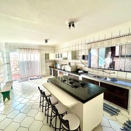 Casa em Limeira à 1,7km da Unicamp, готель у місті Лімейра
