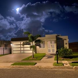 Casa Orillia's Del Mar, hotelli kohteessa Isabela