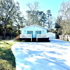 Ocean Springs Cottage-Bring your Boat! 2 Bedroom 2 Bath Sleeps 4 Max