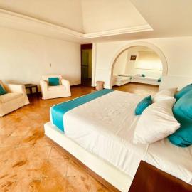Moderna casa de 3 dormitorios con cama King size y vistas al horizonte de la piscina, hotel a Veracruz