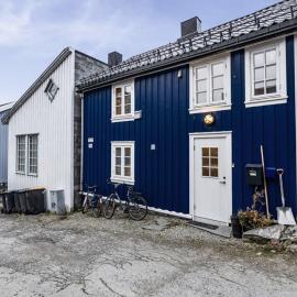 Tidligere stall omgjort til koselig hjem i sentrum