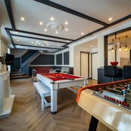 Duplex Jeanne d'Arc Billard Baby en option Escape Game Logements Insolites, hotel em Nancy