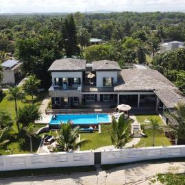 Villa HASSANI BEACH FOULPOINTE, hotel a Foulpointe