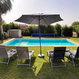 LUXUEUSE VILLA AVEC PISCINE PRIVEE PROCHE D'AGADIR, hotel Agadirban