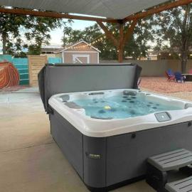 Pet-Friendly Near Zion & Hot Tub in Downtown Kanab, hotel v destinaci Kanab