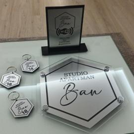 Studio Apartman Ban, hotel a Krnjača