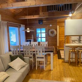 Alppiruusu B, hotel en Syöte