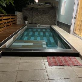 Le Lointain, hotel u gradu Mtsamboro