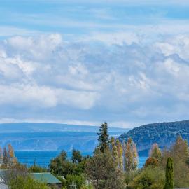 Lake Life Kinloch - Taupo Holiday Home