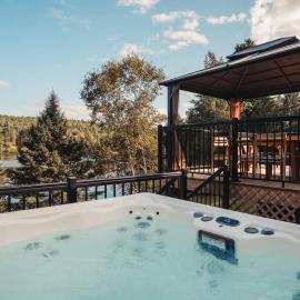 Magnifique chalet au bord du lac avec Spa