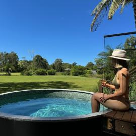 Lake Weyba Cottages Noosa, хотел в Переджиан Бийч