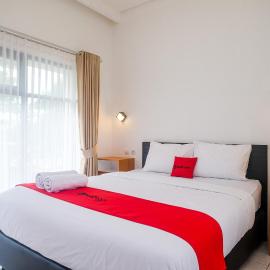 RedDoorz near Ambarrukmo Area