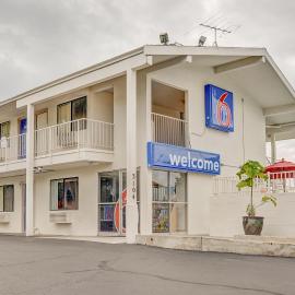 Motel 6-Portland, OR - Central