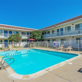 Motel 6-Redding, CA - North, khách sạn ở Redding