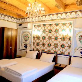 Meros Hotel, hotel u gradu Buksoro