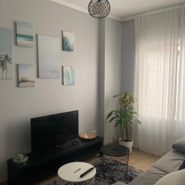 Apartamento céntrico a 1km de la playa., hotel en Puentedeume