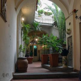 Il Cortile nel Borgo, hotel u gradu Lančano