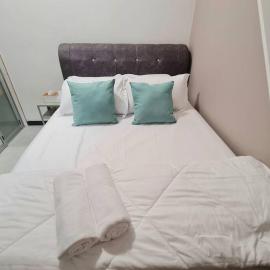 Tiny Studio Suite Near Gleneagles 10 mins to KLCC, hotel a Kuala Lumpur
