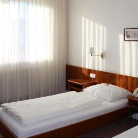 Hotel La Taverna, хотел в Rosbach vor der Höhe