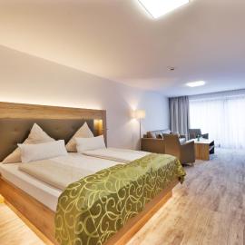 Deeke's Quellenhof – hotel w mieście Lübbecke