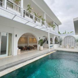 Apple Villas & Apartments, close to Canggu & Seminyak, hotel in Kerobokan