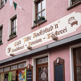 Cafe Alte Backstubn, готель у місті Шпальт