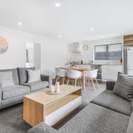 Modern Retreat with King Bed - By KOSH BNB