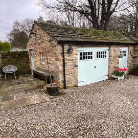 Badgers Rest with free parking، فندق في Apperley Bridge