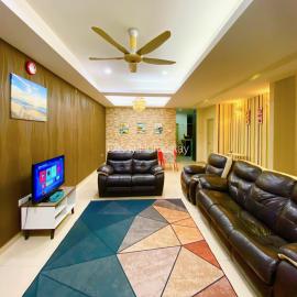 4 Bedrooms Homestay, Fully Aircond in Sendayan by D'KAY HOMES I 10-15 pax