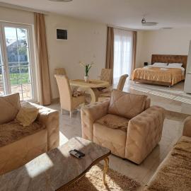 DINA LUX Apartman